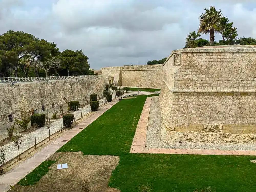 Mdina tiché mesto Malty