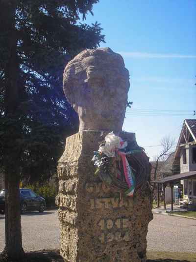 Burda, Kováčovské kopce, Výlet vlakom