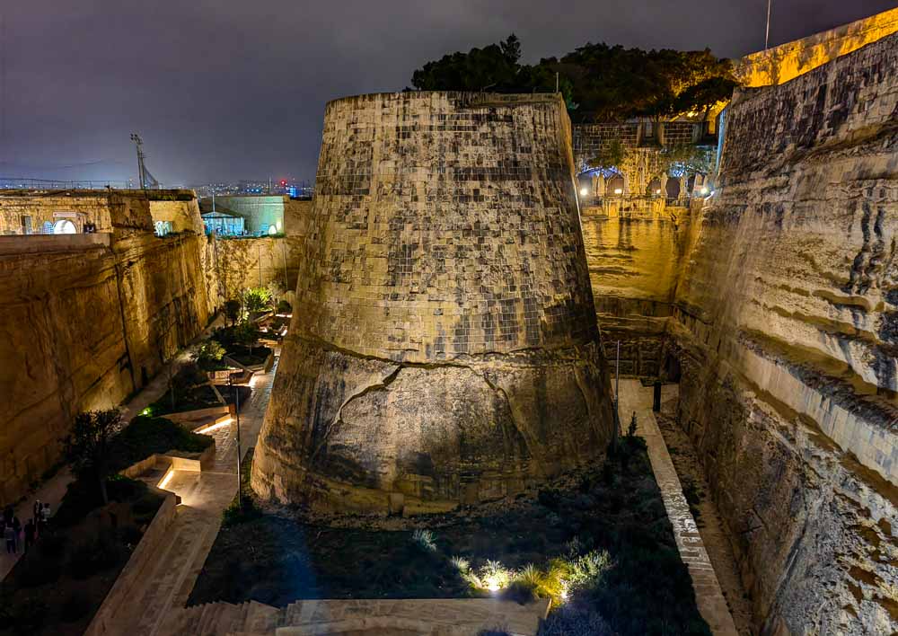 Na hradbách Valletty