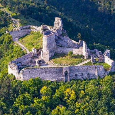 Kvíz: Nové mesto nad Váhom a okolie z neba