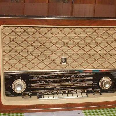O starom rádiu a našej voľbe