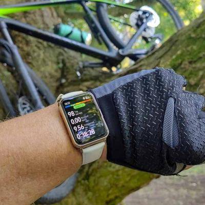 Cyklookruh okolo chotára s čerešnami a Watch Fit 2