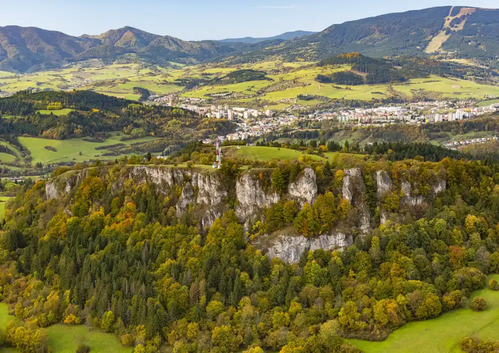 Vyšný Kubín, Tupá skala foto CBS Slovensko z neba