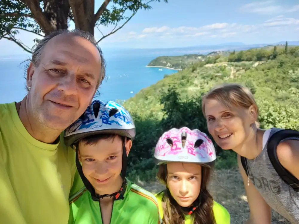 Z Izoly do Piranu na bicykli s rodinou