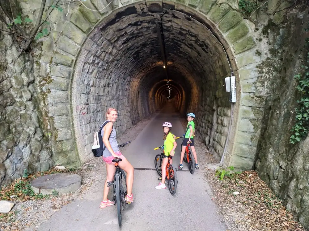 tunel Šalet - Z Izoly do Piranu na bicykli