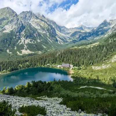 Popradské pleso, Ostrva. Čo môžeš objaviť pod Ostrvou?