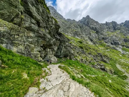 Zostup pod Granátovými vežami