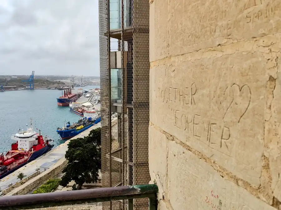 Valletta Upper Barrakka Garden výťah k trajektovému terminálu na 3 cities