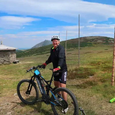 Krkonoše eMTB: Ako sa bajkuje pod Snežkou