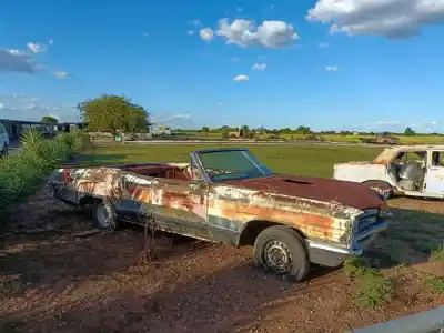 hrdzavých krásavcov mal rád