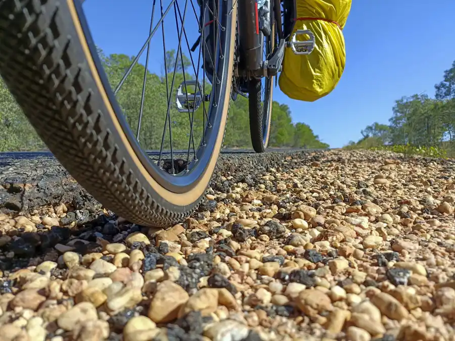 Bicyklom naprieč Austráliou: na gravel objaviť Dinga a Baralambu