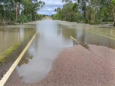 Bicyklom naprieč Austráliou na Clermont Peter Božík