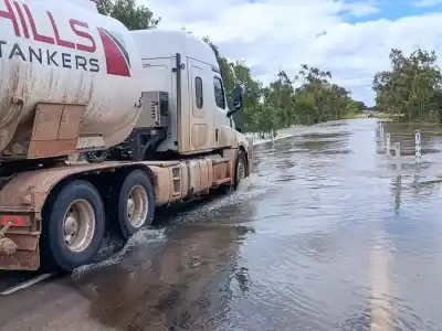 Bicyklom naprieč Austráliou na Clermont Peter Božík