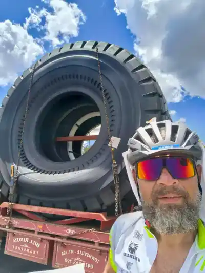 Bicyklom naprieč Austráliou na Clermont Peter Božík