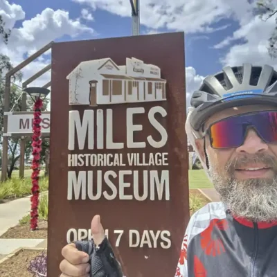 Bicyklom naprieč Austráliou: Na Chinchillu cez Miles