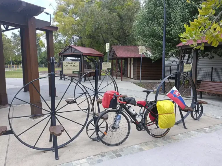 Bicyklom naprieč Austráliou: Civilizácia na Gold Coast