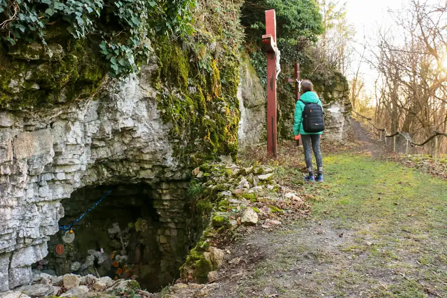 Jaskyne pod Troma Krížmi