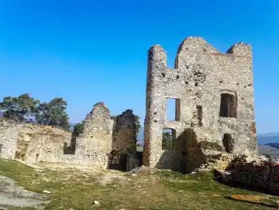 zrúcanina hrad Divín