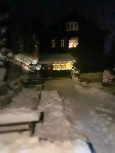 Ku Chate schádzame až v noci