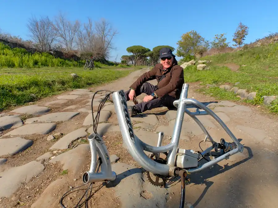 Via Appia na bicykli