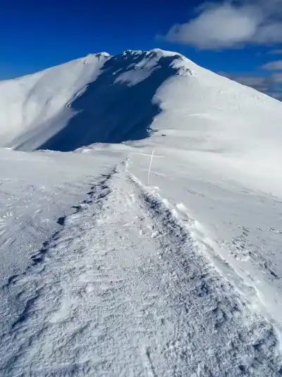 hrebeňom Nízkych Tatier
