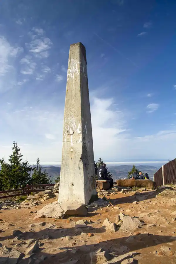 Lysá Hora obelisk