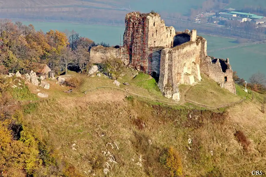 Hrad Kapušany hrady v Prešovskom kraji