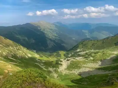 Cez Kotliská na Skalku