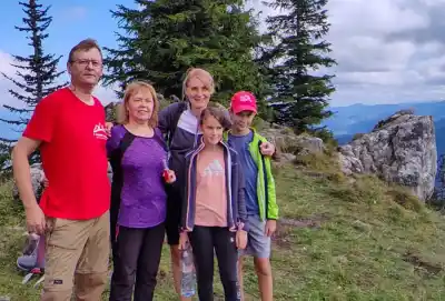 Poludnica: turistický výstup