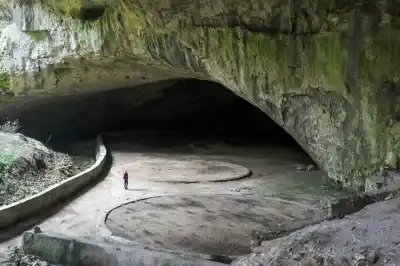 Devetashka and Prohodna Cave