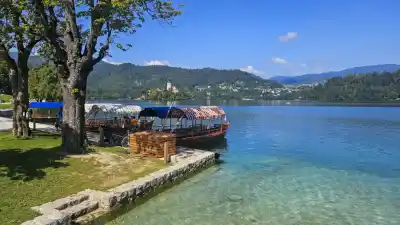 Pri jazere Bled
