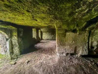 Skalné obydlie Lišov