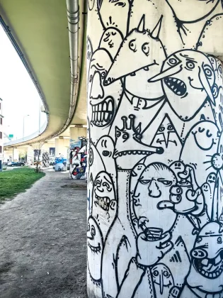 Grafiti na moste