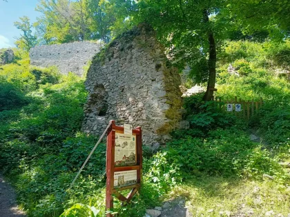 Hrad Biely Kameň