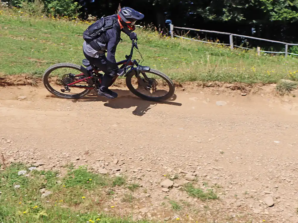 Downhill MTB