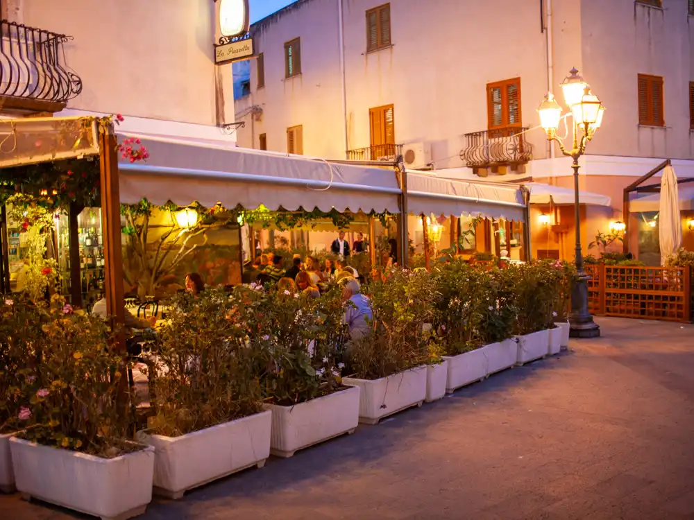 Lipari market