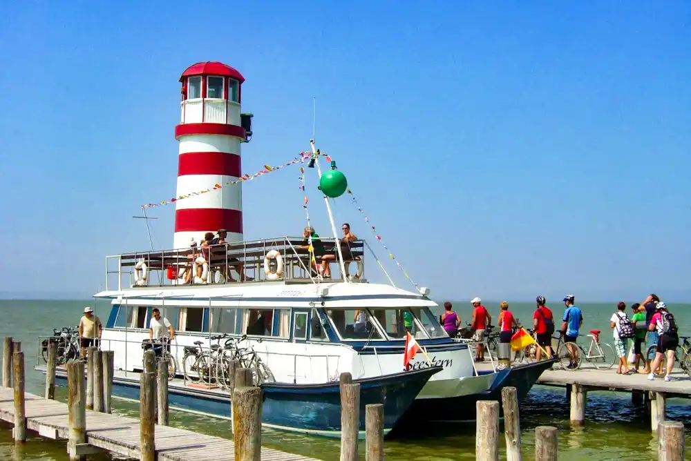 Prístav Neziderské jazero Podersdorf