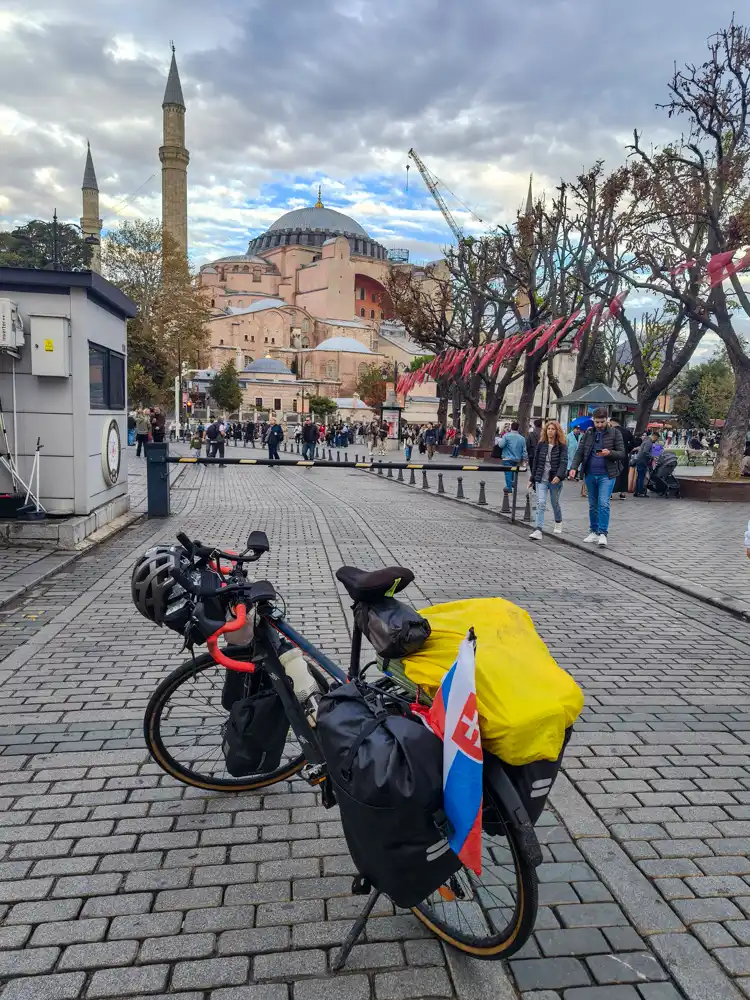 Pred Hagia Sofia