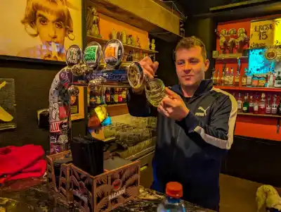 Night pubs Neon Gallery