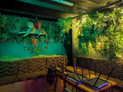 Night pubs Neon Gallery