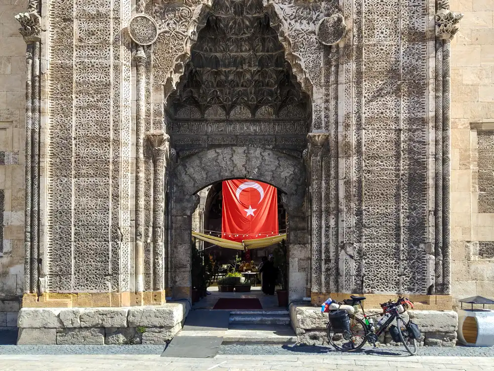 From Sivas to Şarkışla