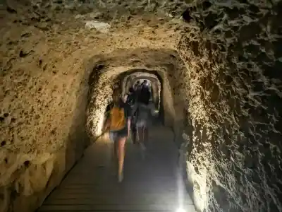 Prechádzame tunelom