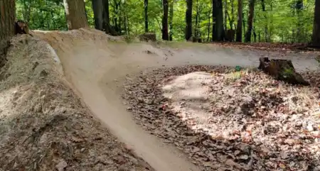 Krasňanský singletrail