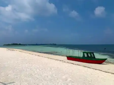 pláže na Maledivách