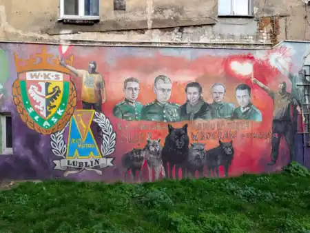 hrdinova Polska streetart