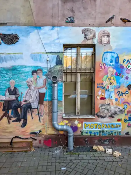 Roosevelt str Vroclav streetart