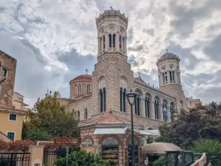 monastiraki churches
