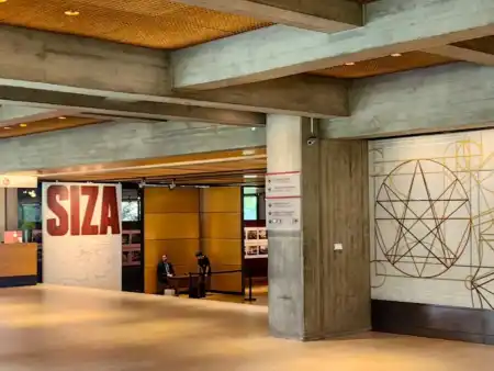 Brutalizmus Gulbenkian muzeum