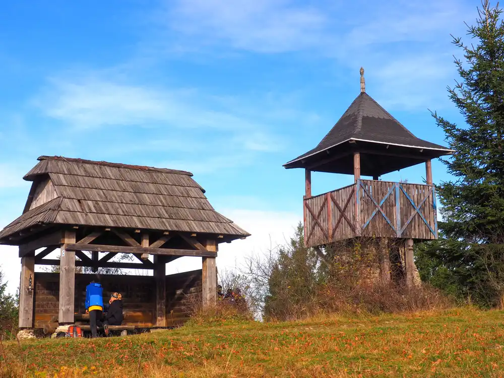Kamenité Mikovčákova rozhľadňa