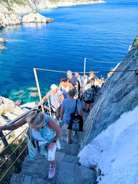 Výstup na Agios Ioannis Kastri.